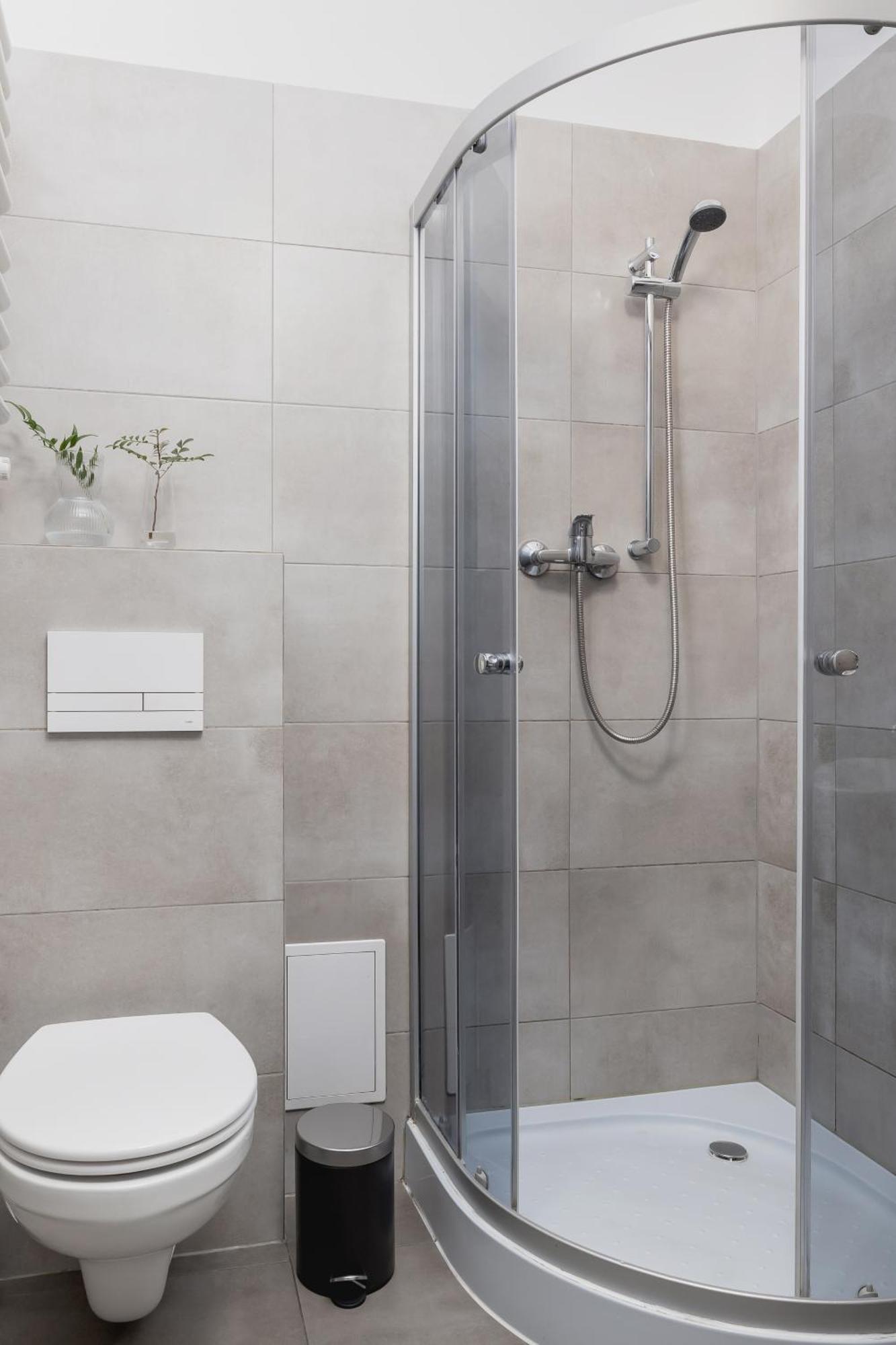 1-Bedroom Apartment With Balcony - Dluga 65 Krakkó Kültér fotó